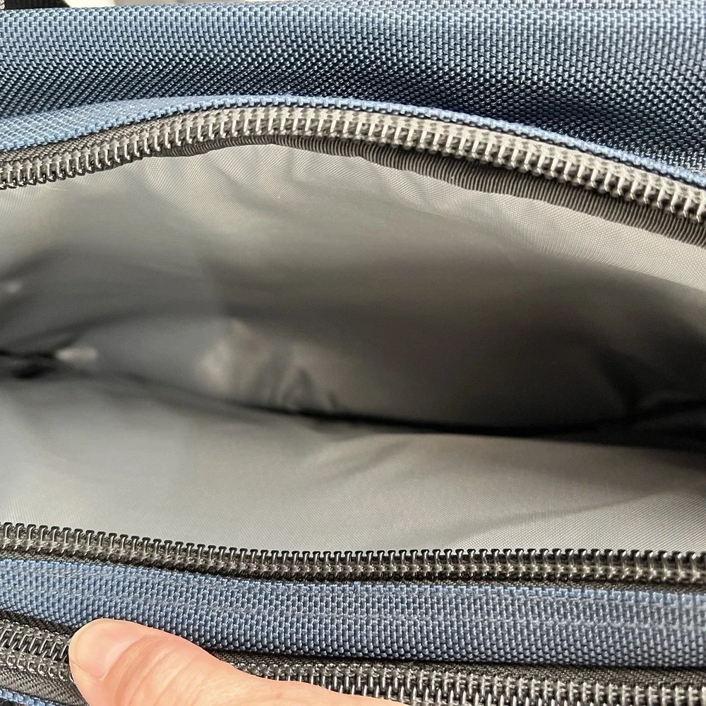 LL Bean Briefcase Laptop Bag Navy Blue Nylon Mens Business Travel Messenger Bag